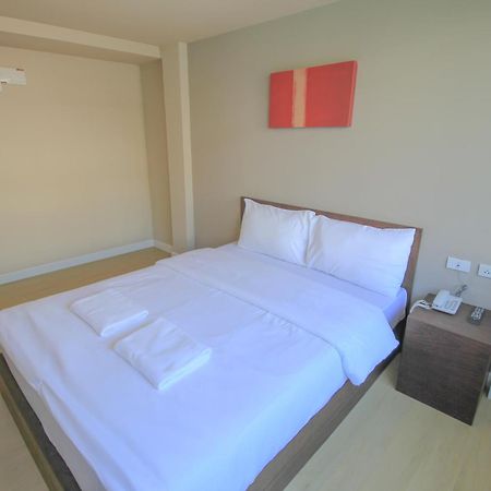 The Sea Bangsaen Hotel מראה חיצוני תמונה