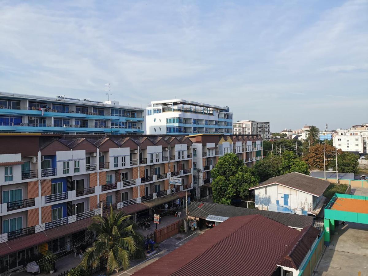The Sea Bangsaen Hotel מראה חיצוני תמונה