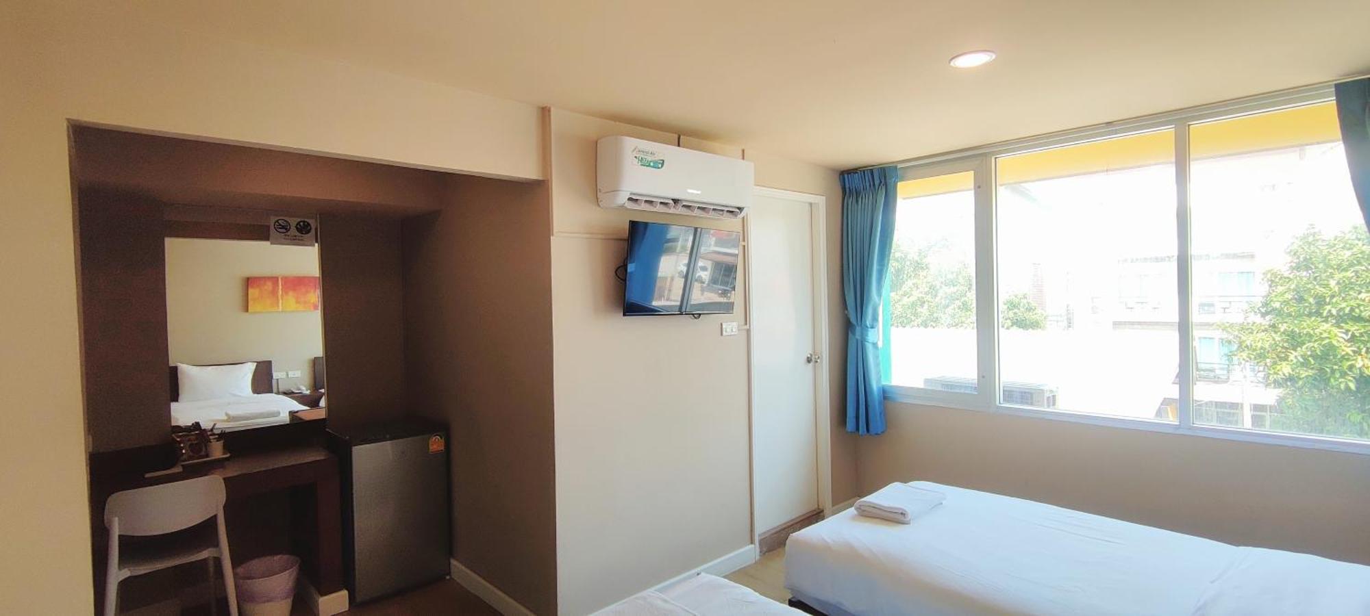 The Sea Bangsaen Hotel מראה חיצוני תמונה